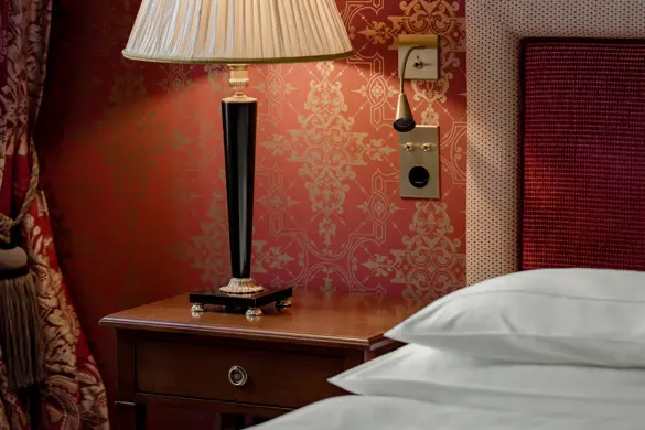 2504 OP City King Room (5)