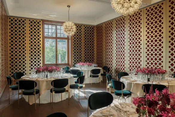 2510 JD Melchior (2)