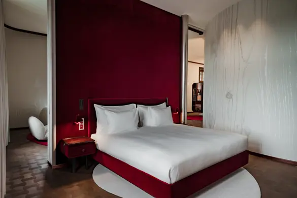 2505 OP Suite De Rois 7005 V2