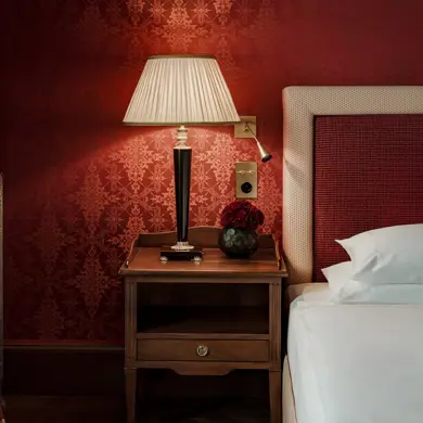 2505 OP Les Trois Rois Room 4