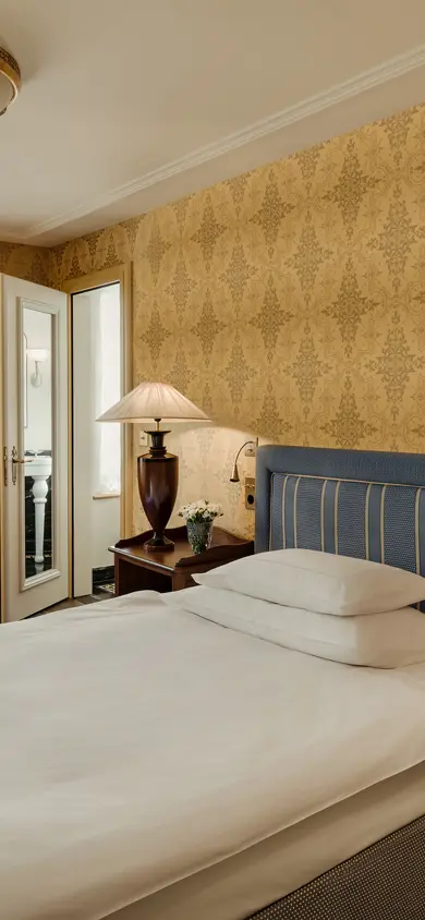 Les Trois Rois City Business Room 304 1900 2