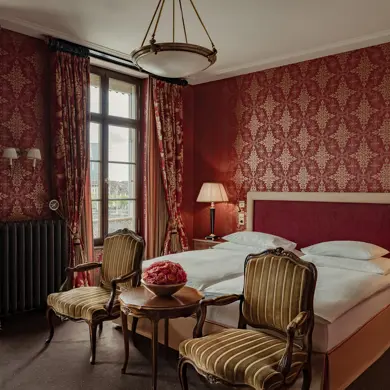 Les Trois Rois River King Room 221 1701 2