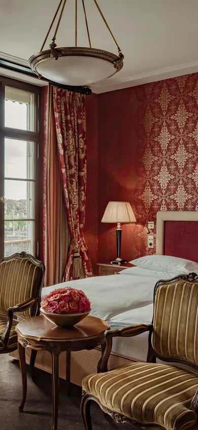 Les Trois Rois River King Room 221 1701 2