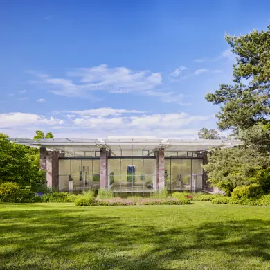 16.05.26.FB AUSSENAUFNAHME 41996 DEF 300 20Cm