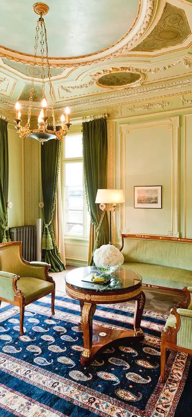 Les Trois Rois Accommodation Napoleon Suite 2025 08