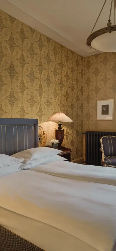 Les Trois Rois River Queen Room Balcony 214 1500 2