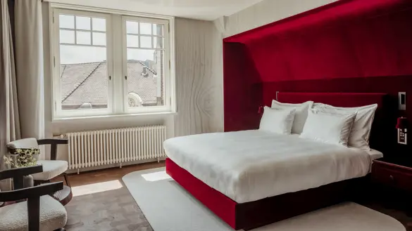 2506 JD B2 Room 2003 Bearbop