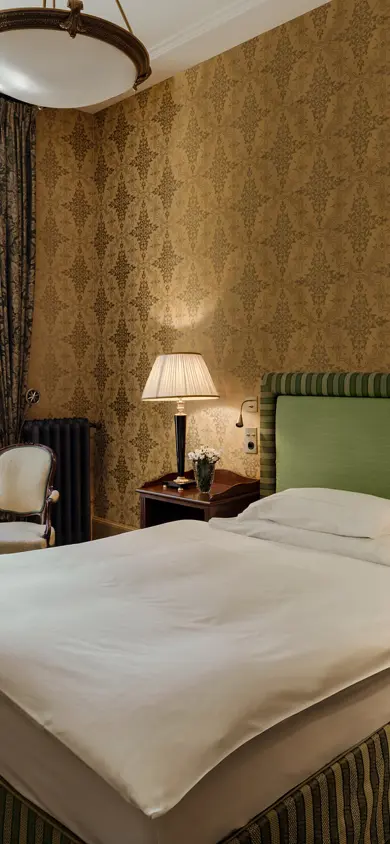 Les Trois Rois City Queen Room 105 1101 2