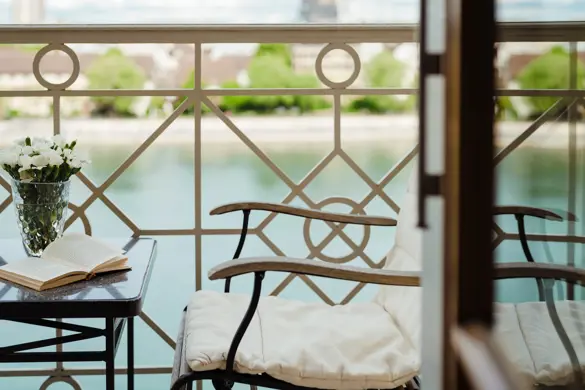 Les Trois Rois River Queen Room Balcony 214 1515 2